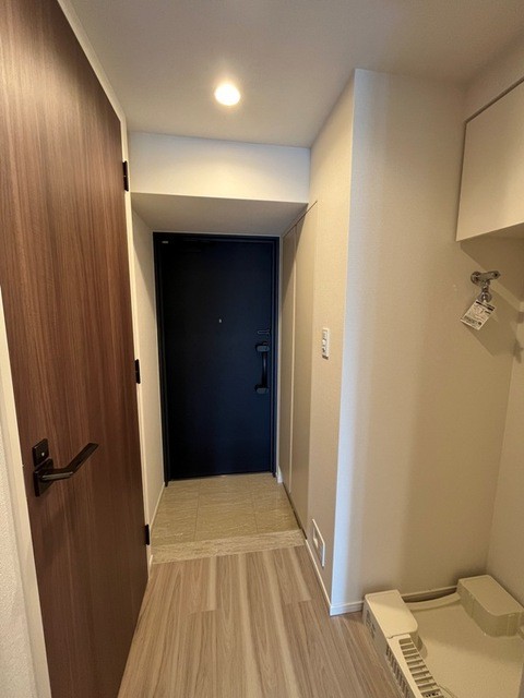 ※写真は同タイプ住戸です。(玄関)