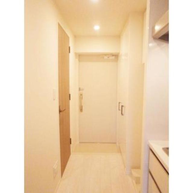 ※写真は同タイプ住戸です。(玄関)