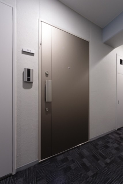 ※写真は同タイプ住戸です。(玄関)