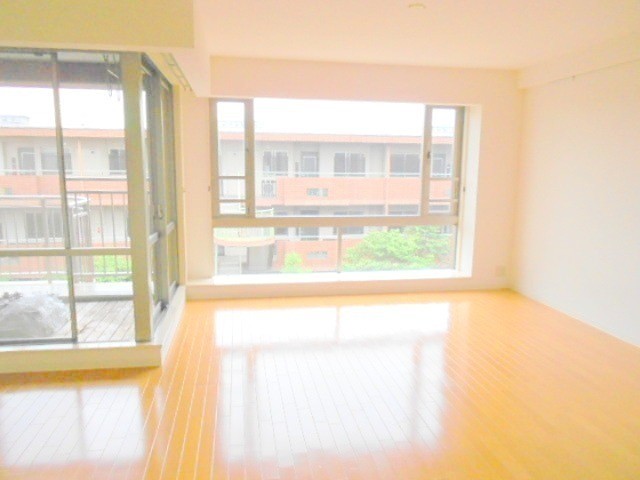 ※同仕様写真(居間)