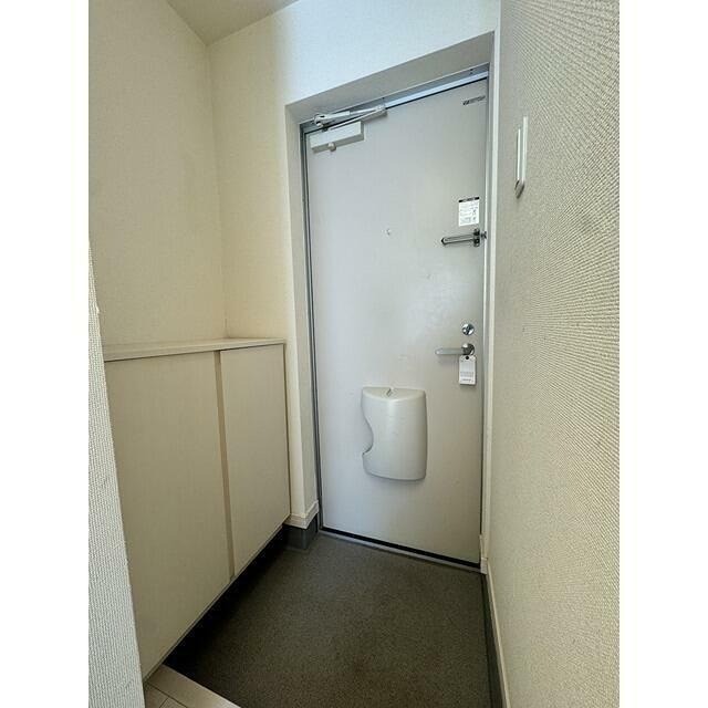(玄関)