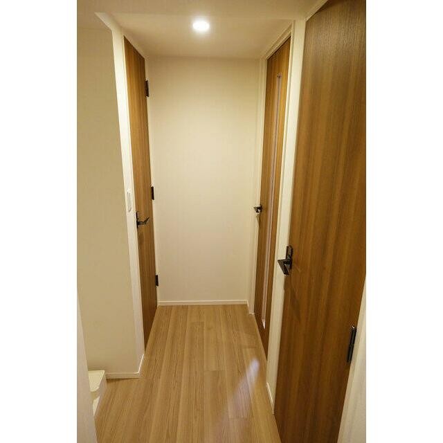 ※写真は同タイプ住戸です。(玄関)