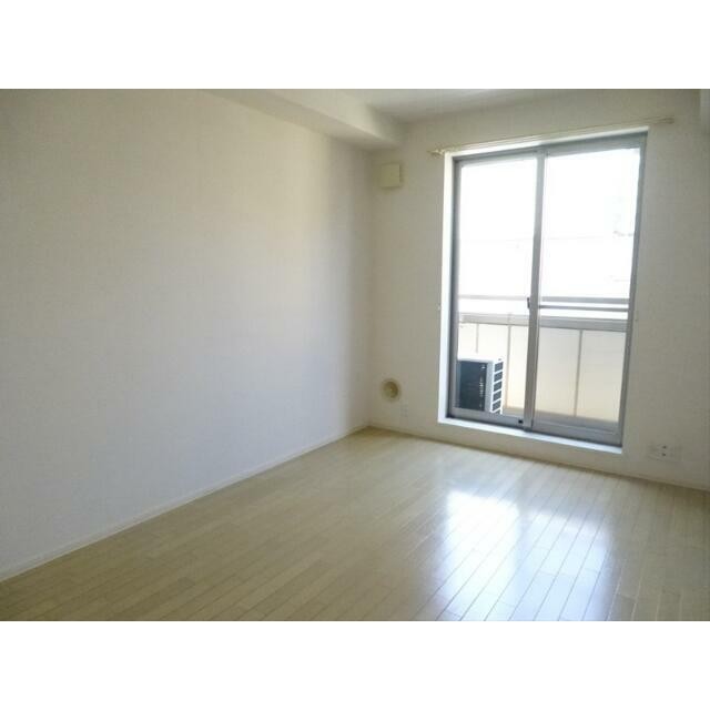 別部屋同間取(居間)