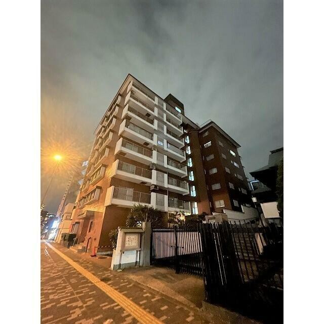 港区三田4丁目 【賃貸居住】マンション