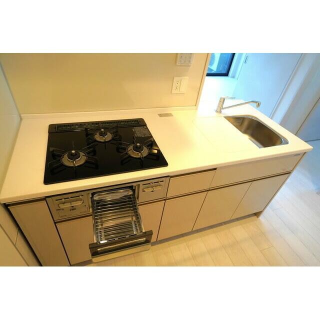 ※写真は同タイプ住戸です。(キッチン)