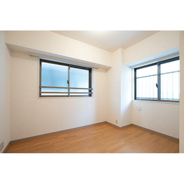 ※写真は同タイプ住戸です。(居間)