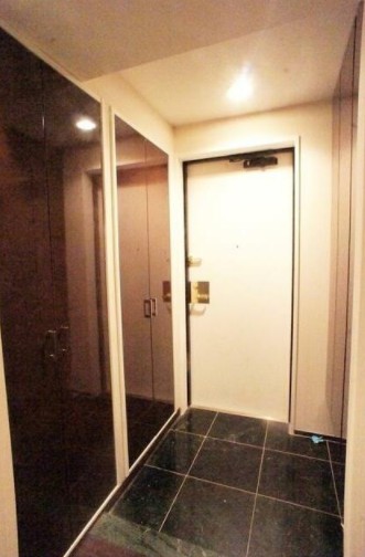 ※同仕様写真含む(玄関)