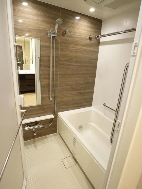 ※写真は同タイプ住戸です。(風呂)