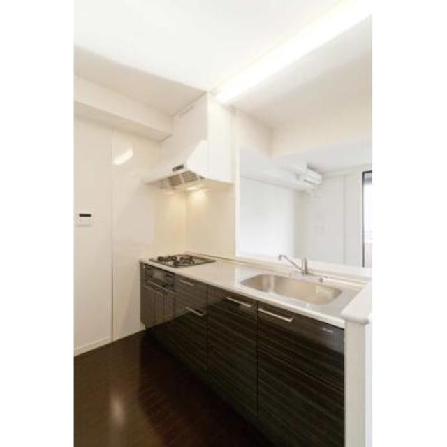 ※写真は同タイプ住戸です。(キッチン)