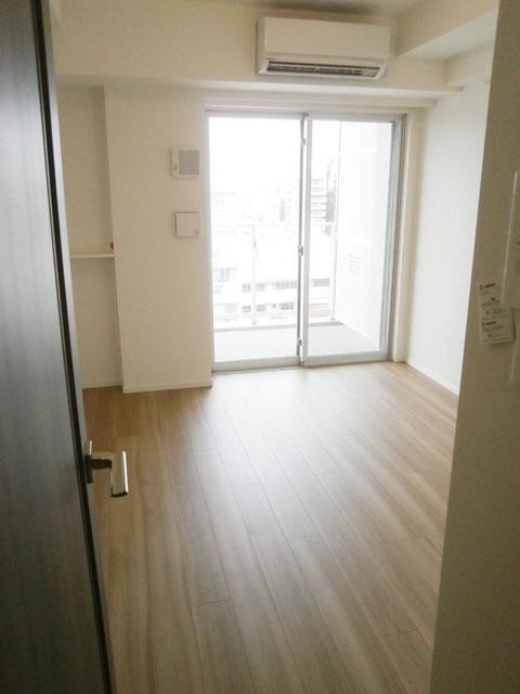 ※写真は同タイプ住戸です。(居間)