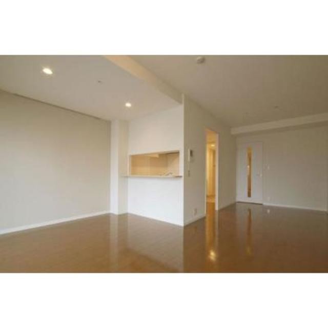 ※写真は同タイプ住戸です。(居間)