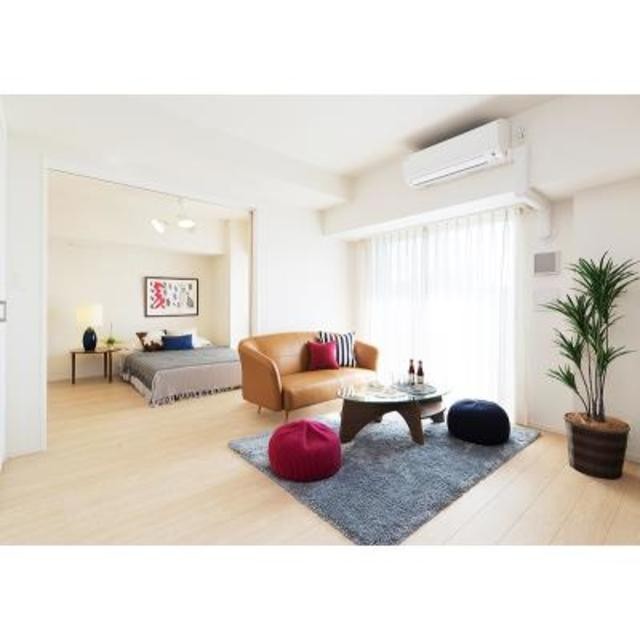 ※写真は同タイプ住戸です。(居間)