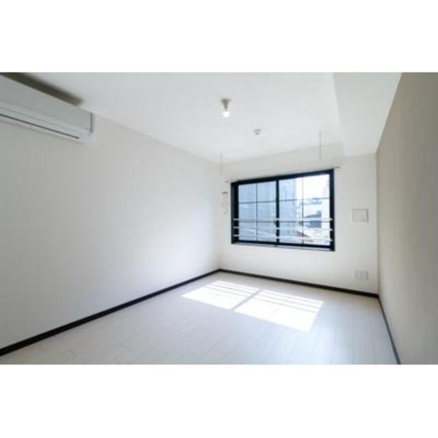 ※写真は同タイプ住戸です。(居間)