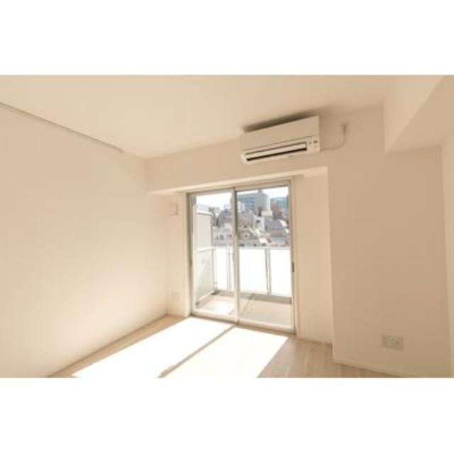 ※写真は同タイプ住戸です。(居間)