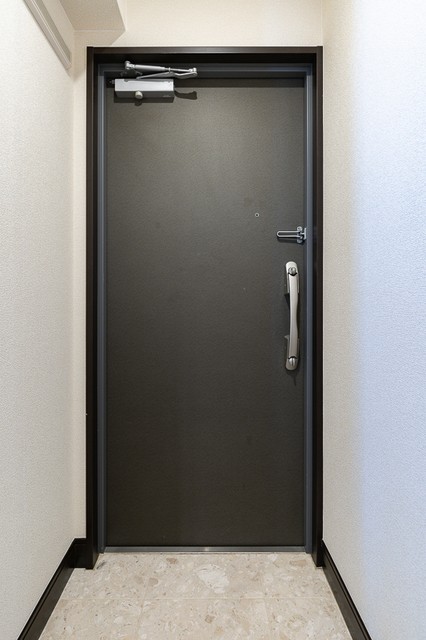 ※写真は同タイプ住戸です。(玄関)