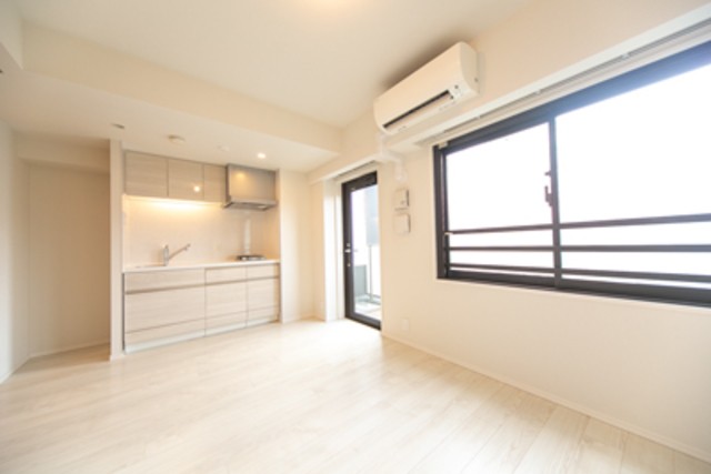 ※写真は同タイプ住戸です。(居間)