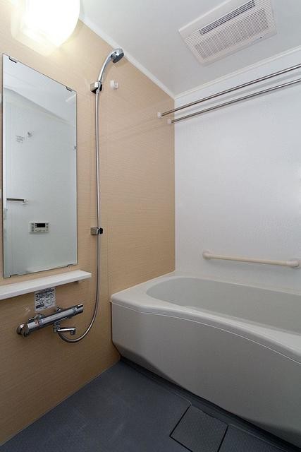 ※写真は同タイプ住戸です。(風呂)