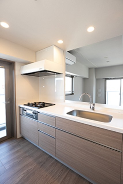 ※写真は同タイプ住戸です。(キッチン)