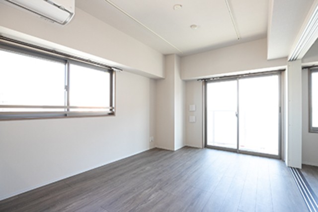 ※写真は同タイプ住戸です。(居間)