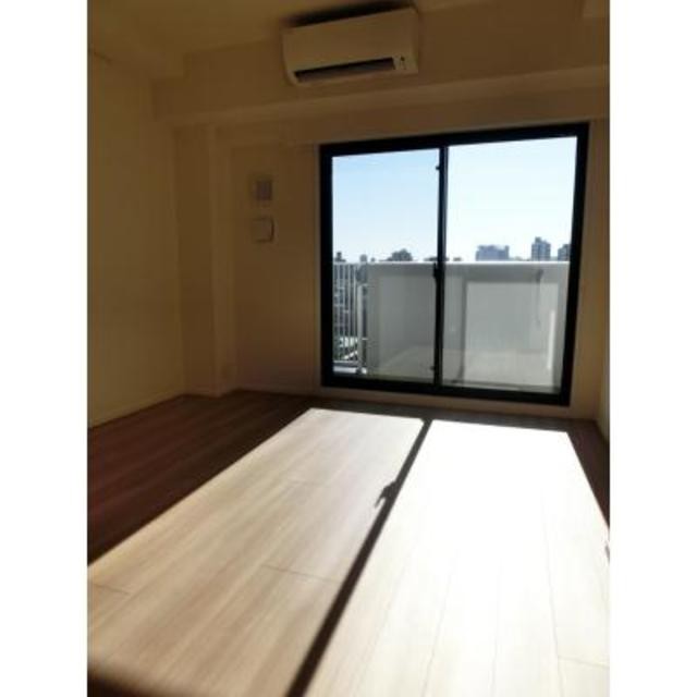 ※写真は同タイプ住戸です。(居間)