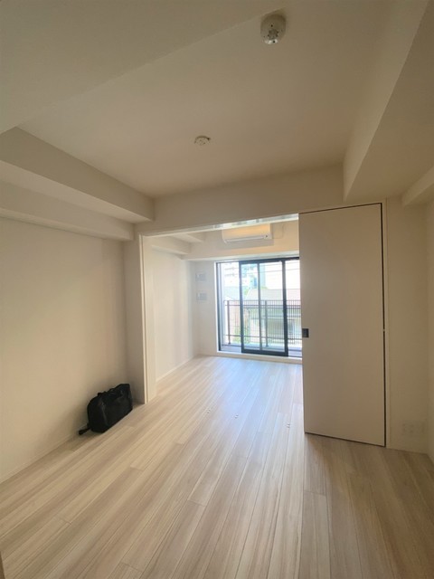 ※写真は同タイプ住戸です。(居間)