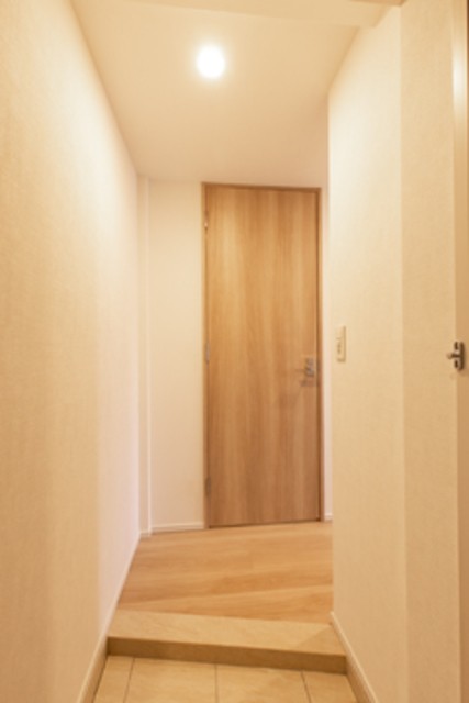 ※写真は同タイプ住戸です。(玄関)