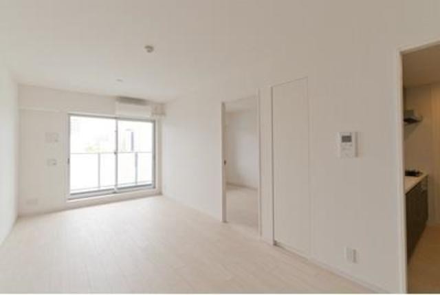 ※写真は同タイプ住戸です。(居間)