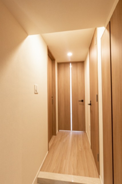 ※写真は同タイプ住戸です。(玄関)