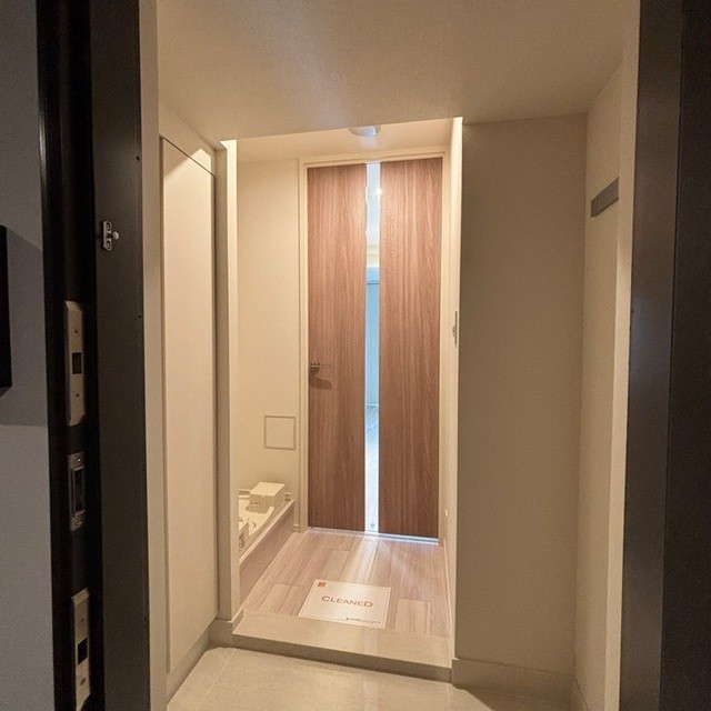 ※写真は同タイプ住戸です。(玄関)