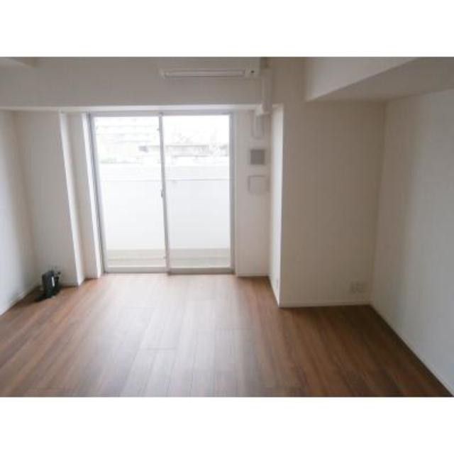 ※写真は同タイプ住戸です。(居間)