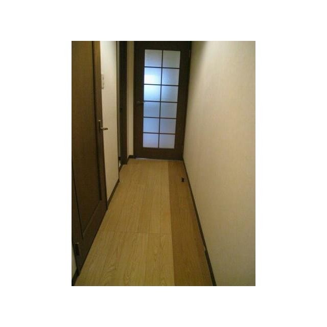 (玄関)