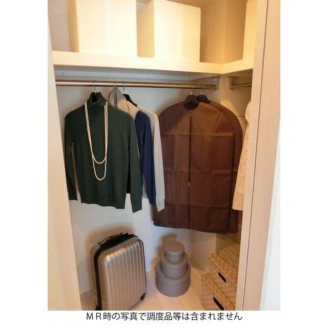 Fタイプ2015年3月撮影 MR時の写真で調度品等は含まれません(内装)