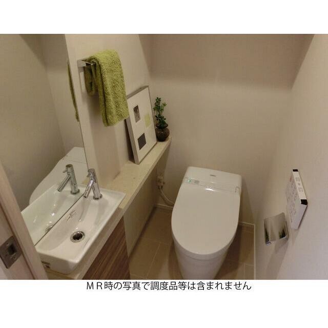 Fタイプ2015年3月撮影 MR時の写真で調度品等は含まれません(内装)