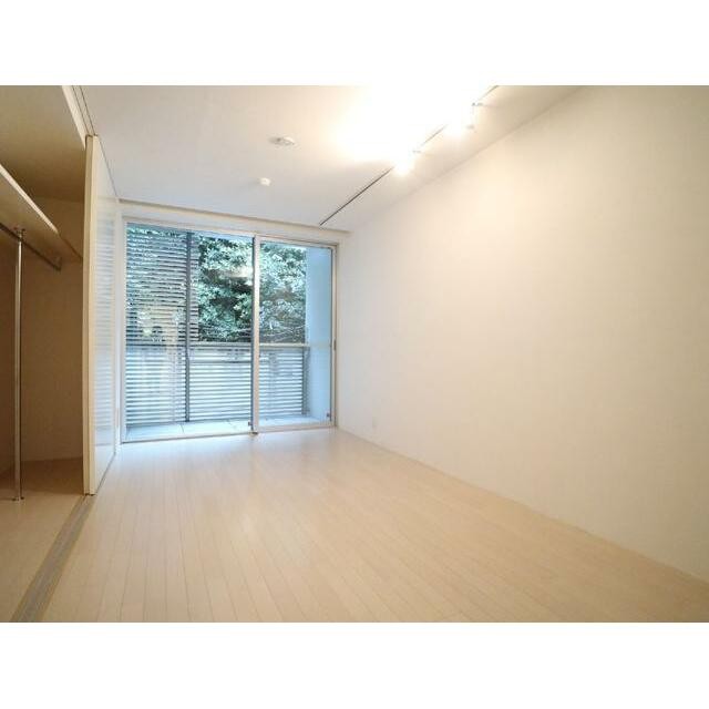 内装 ※同物件・同仕様画像(居間)