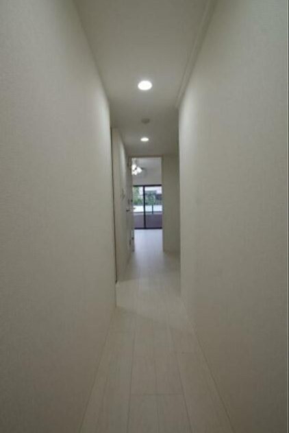 ※同仕様写真含む(玄関)