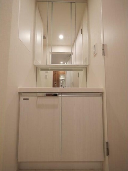 ※同仕様写真含む(内装)