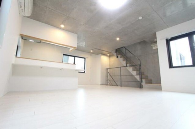 ※同仕様写真含む(居間)