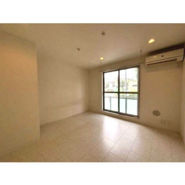 ※同仕様写真含む(居間)