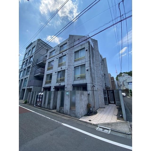 渋谷区富ヶ谷2丁目 【賃貸居住】マンション