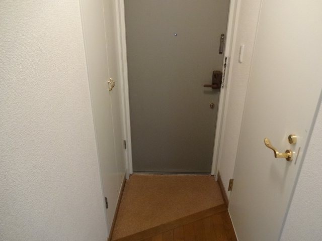 (玄関)