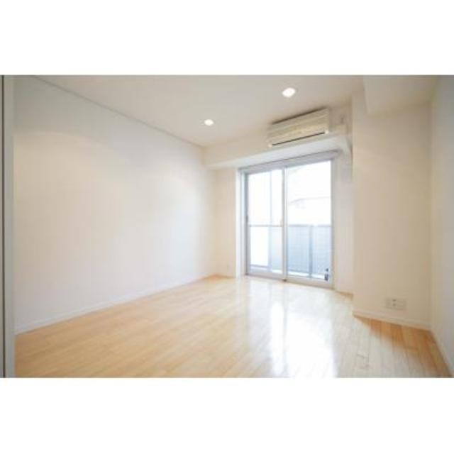 ※写真は同タイプ住戸です。(居間)