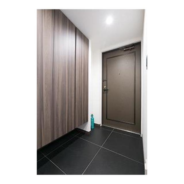 ※写真は同タイプ住戸です。(玄関)