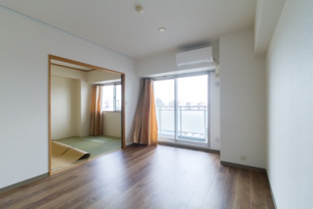 ※写真は同タイプ住戸です。(居間)