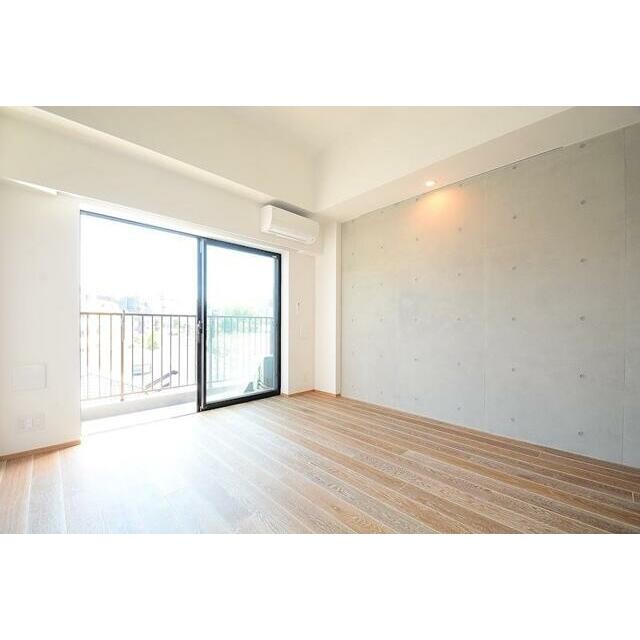 ※同仕様写真含む(居間)