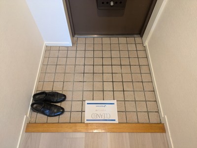 (玄関)