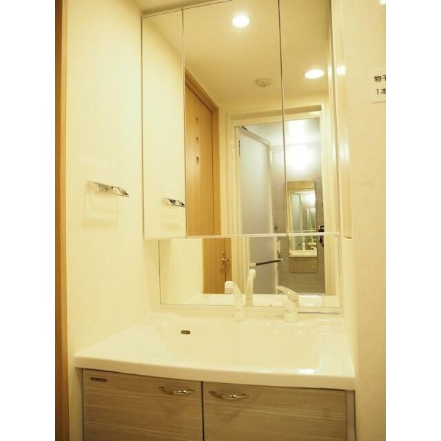 独立洗面台(内装)