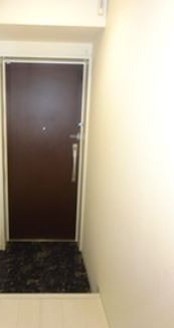 (玄関)