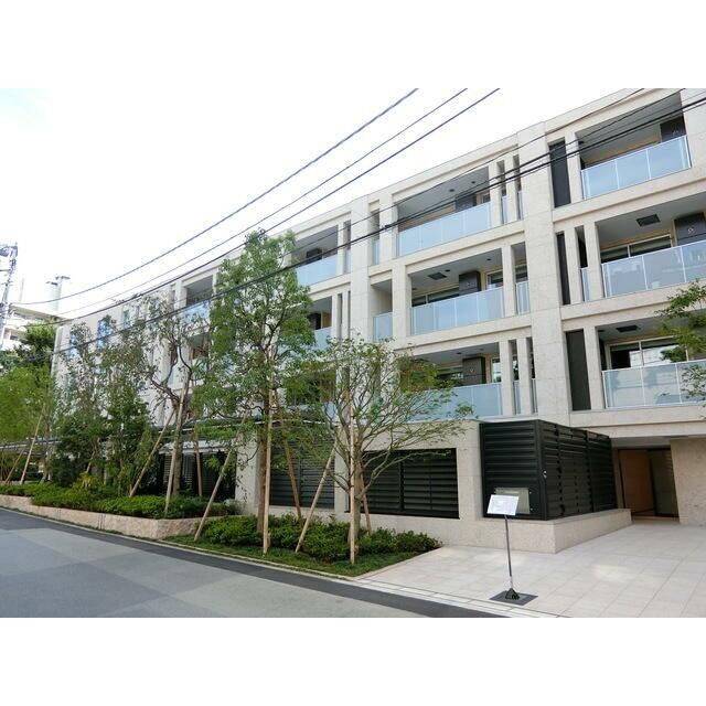 港区南青山5丁目 【賃貸居住】マンション