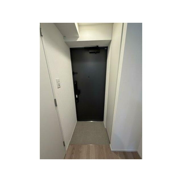 ※223号室のお写真です(玄関)