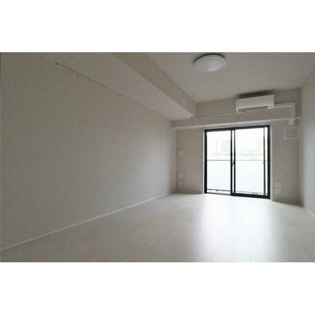 以下参考写真(居間)